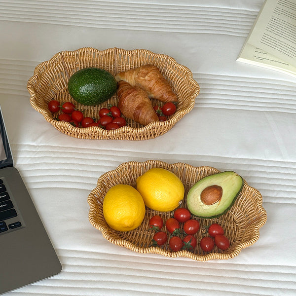 2 PCS Hand-Woven Wicker Bread Basket Scalloped Rattan Tray