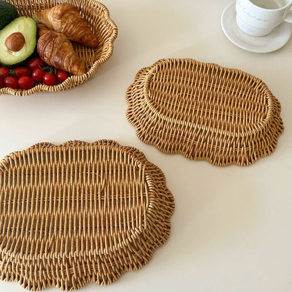 2 PCS Hand-Woven Wicker Bread Basket Scalloped Rattan Tray