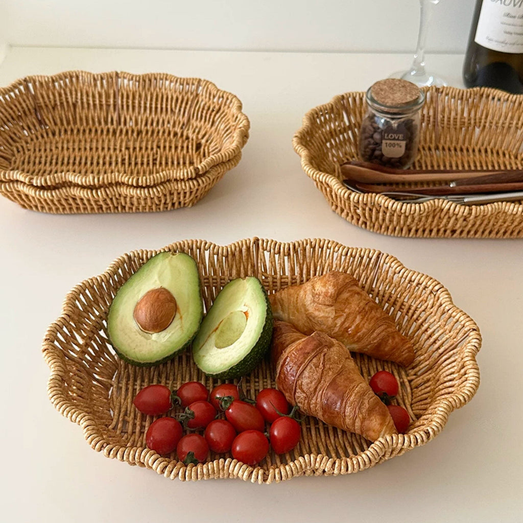 2 PCS Hand-Woven Wicker Bread Basket Scalloped Rattan Tray