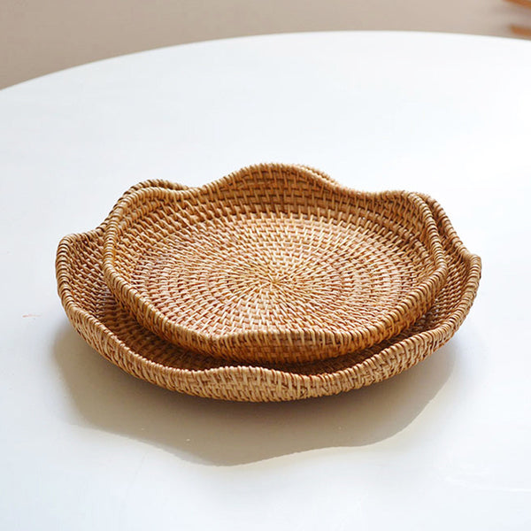 2 PCS Fruit Bowls Scalloped Edge Serving Plates Multi-Purpose Snack Tray