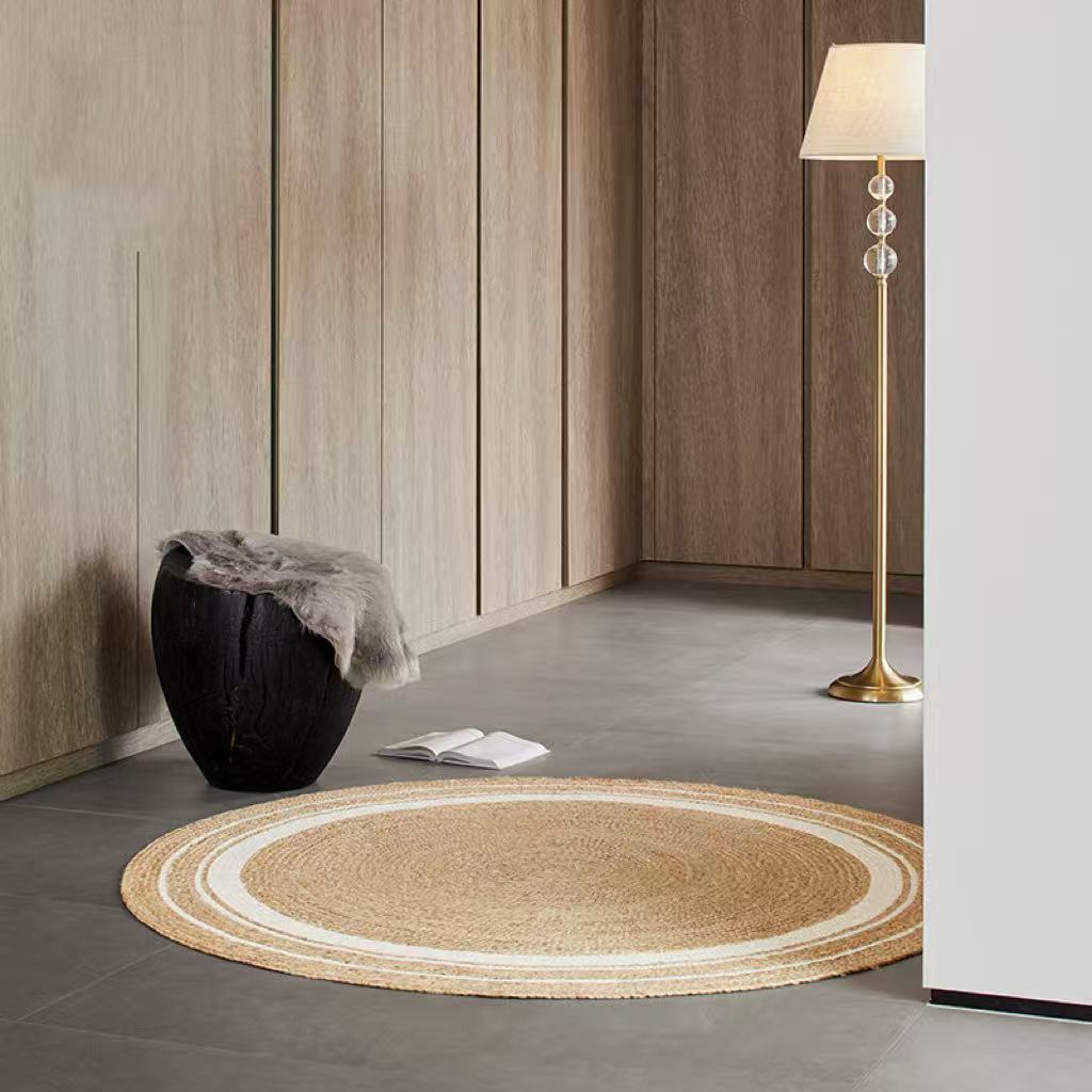Modern Minimalist Hand-Woven Wool Rug Secondary image