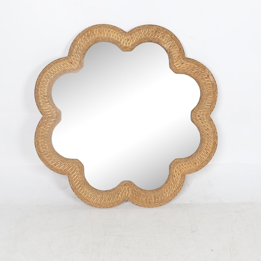 Woven Rattan Face & Scalloped Shape Mirror