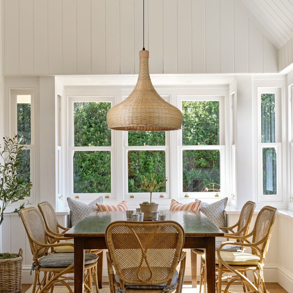Handmade Bamboo Woven Pendant Light Retro Dome Chandelier