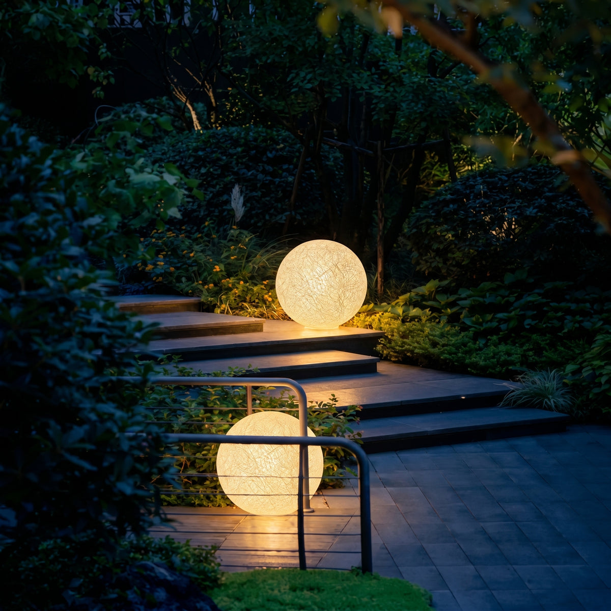 Solar Powered Moon Globe Lamp Outdoor IP65 Waterproof Hemp Fiber Light