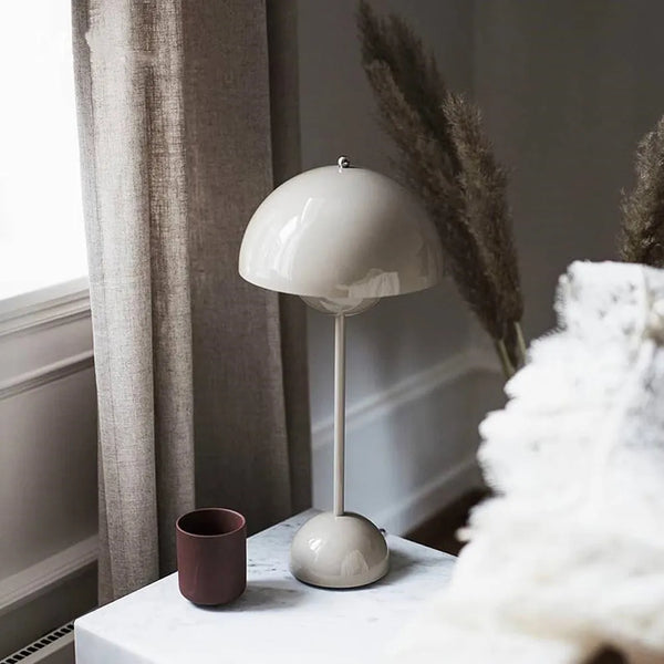 Danish Design Flowerpot Table Lamp Mushroom Metal Desk Lamp