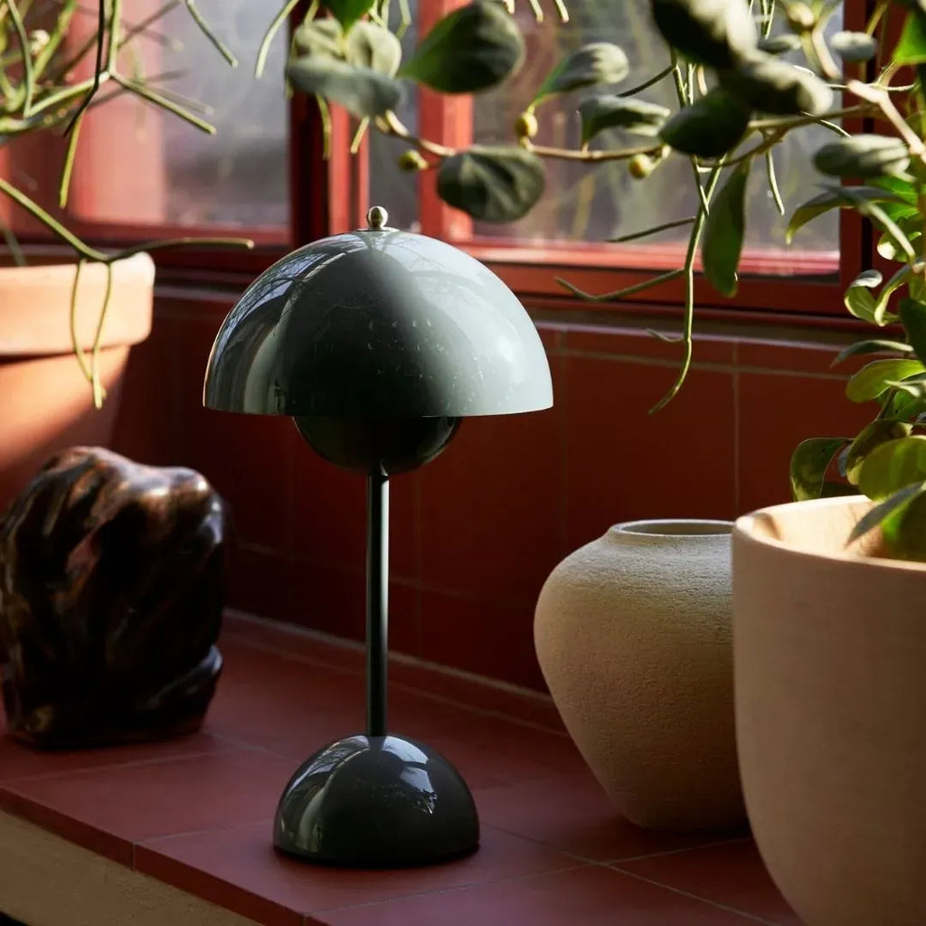 Danish Design Flowerpot Table Lamp Mushroom Metal Desk Lamp