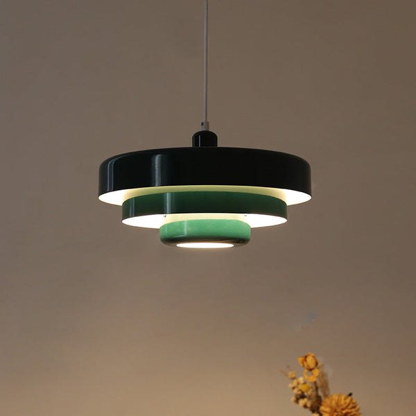 Single Head Medieval Iron Pendant Light Retro Chandelier