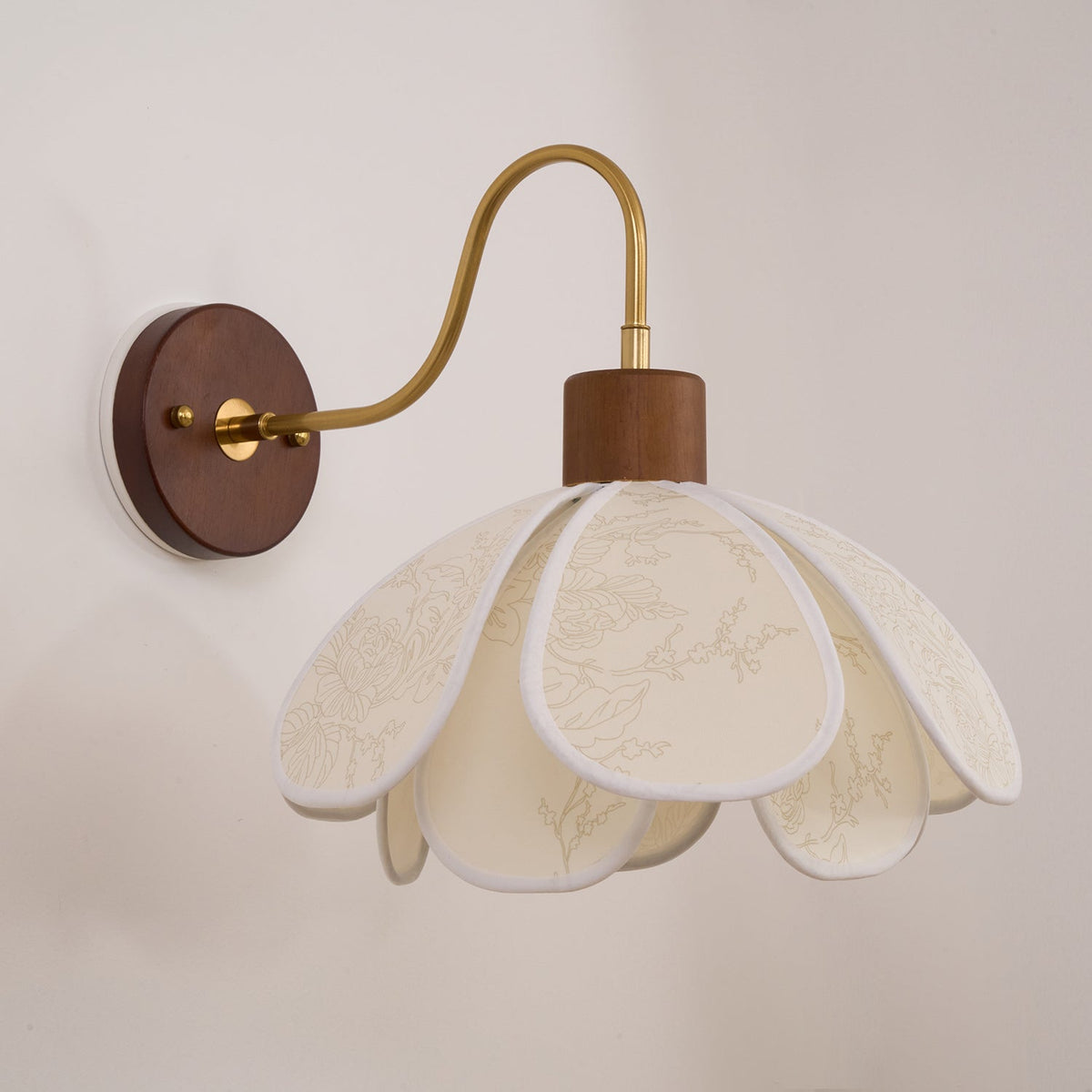 Petal-Inspired Artisan Wall Light Vintage Metal Sconce