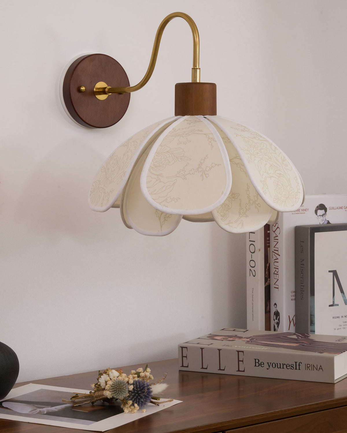 Petal-Inspired Artisan Wall Light Vintage Metal Sconce