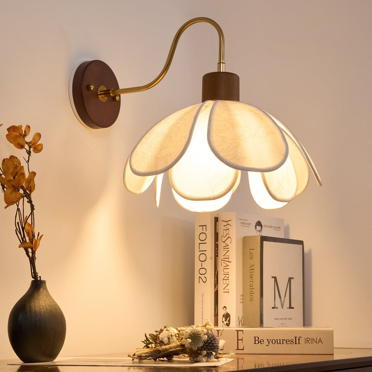 Petal-Inspired Artisan Wall Light Vintage Metal Sconce
